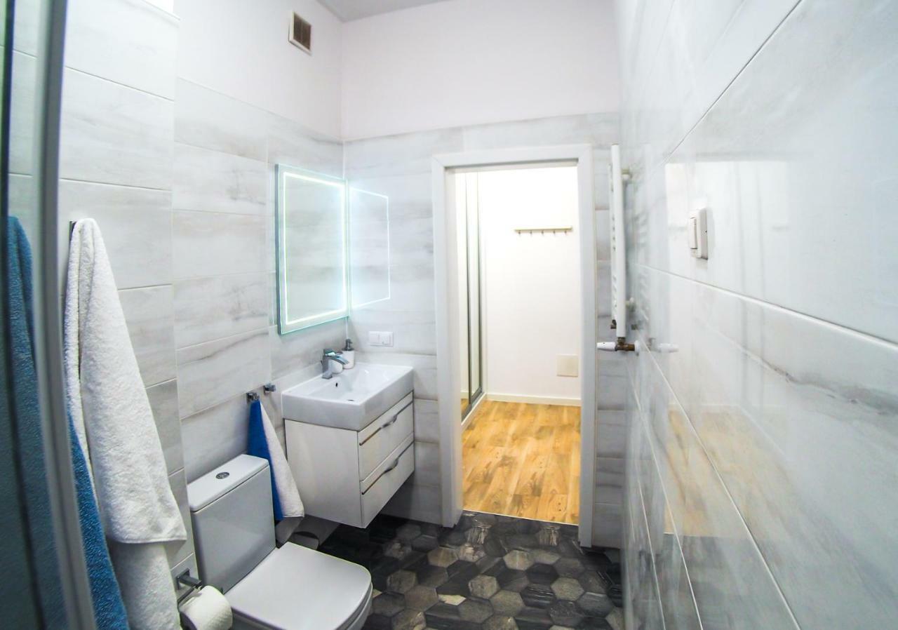 Cosmic Apartment วอร์ซอ ภายนอก รูปภาพ